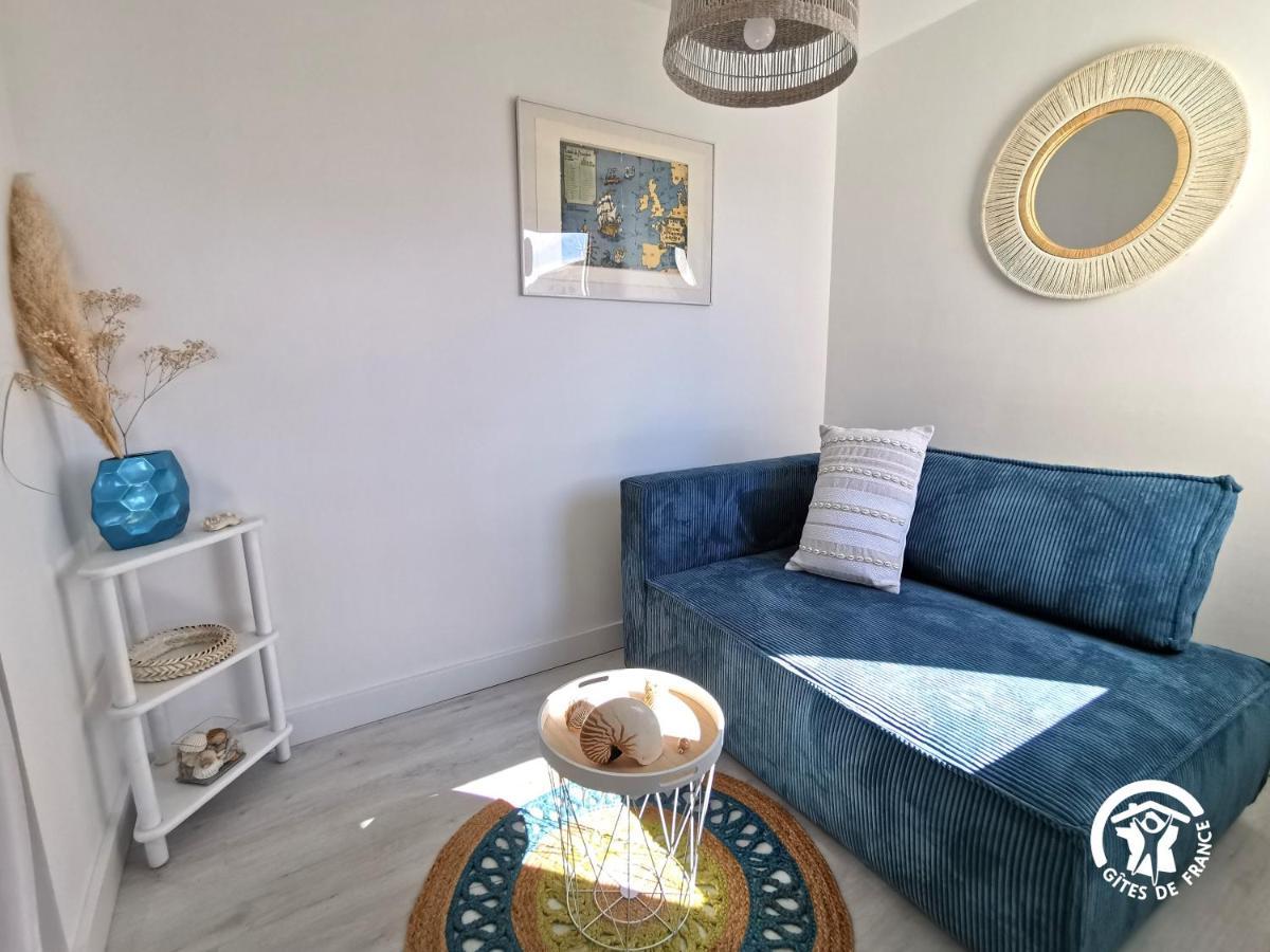פרונטיניאן La Sirene - Loft Moderne Et Lumineux Avec Vue Panoramique Sur Mer Mediterranee Et Port De Plaisance מראה חיצוני תמונה