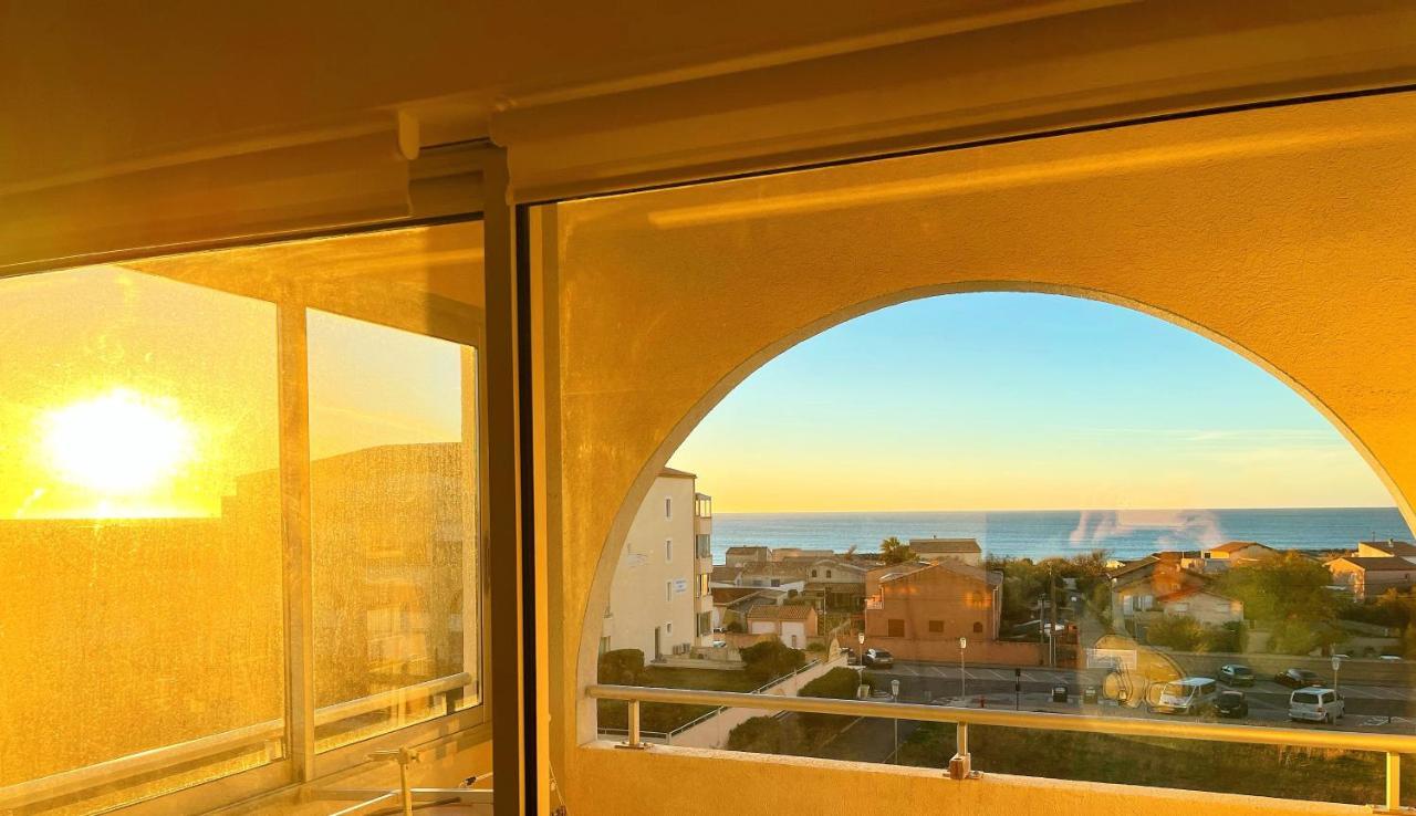 פרונטיניאן La Sirene - Loft Moderne Et Lumineux Avec Vue Panoramique Sur Mer Mediterranee Et Port De Plaisance מראה חיצוני תמונה