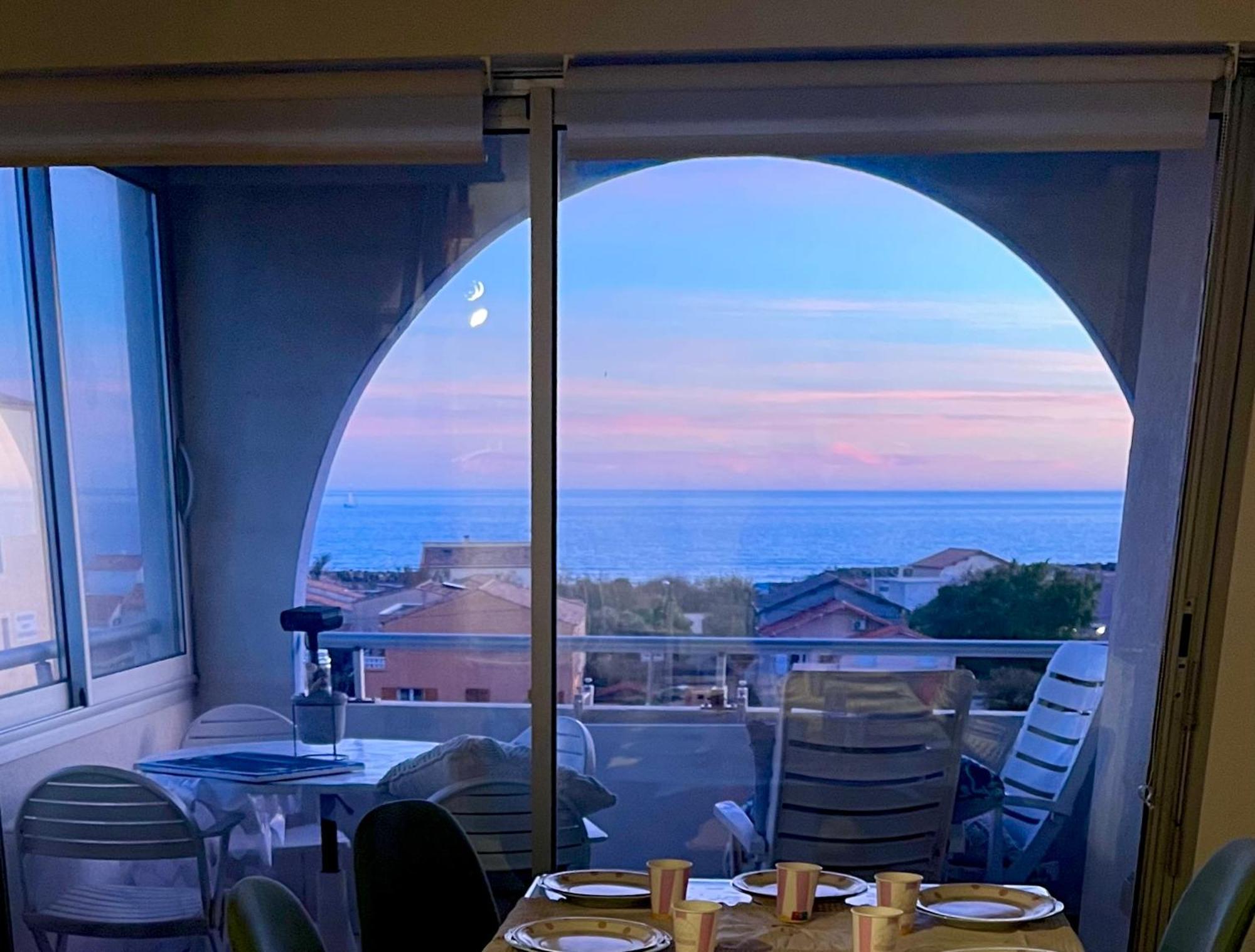פרונטיניאן La Sirene - Loft Moderne Et Lumineux Avec Vue Panoramique Sur Mer Mediterranee Et Port De Plaisance מראה חיצוני תמונה